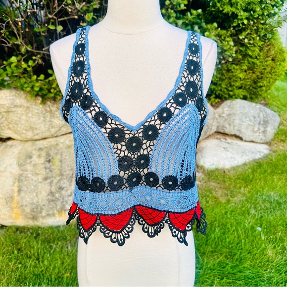 HOT & DELICIOUS KNITTED CROP TOP - Picture 5 of 16